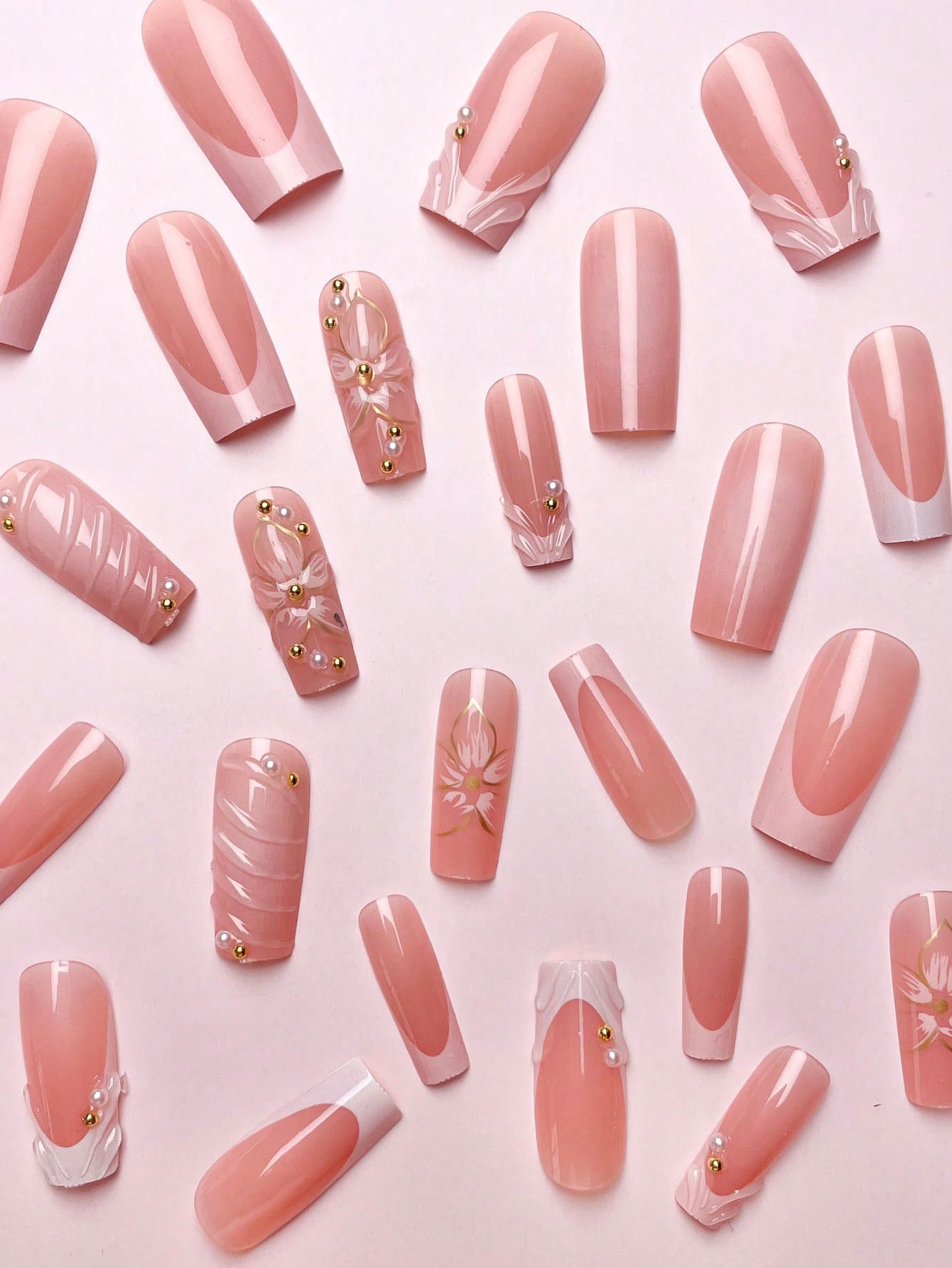 24pcs/Set Elegant & Gorgeous 3 - 3D Printing Nails บทวิจารณ์และราคา